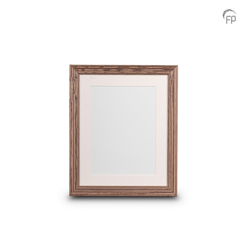 Houten fotolijst donker eiken — groot formaat (foto 20 × 25 cm)